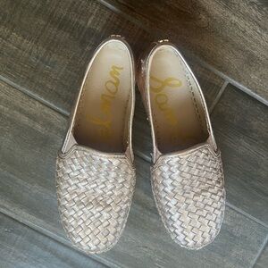 Sam Edelman espadrilles; Rose gold 💖 gently used, but look great! Size 9